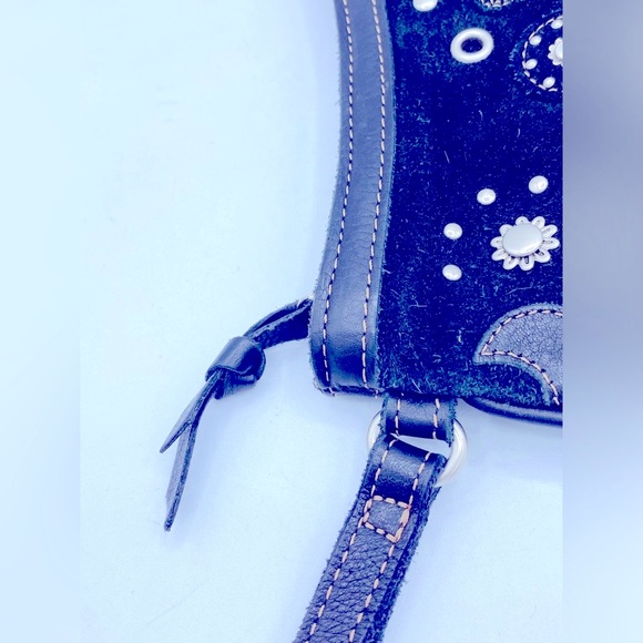 Black Leather /Suede Crescent Shaped Wristlet Bag Paisley Designs Silver Studs - Picture 9 of 15